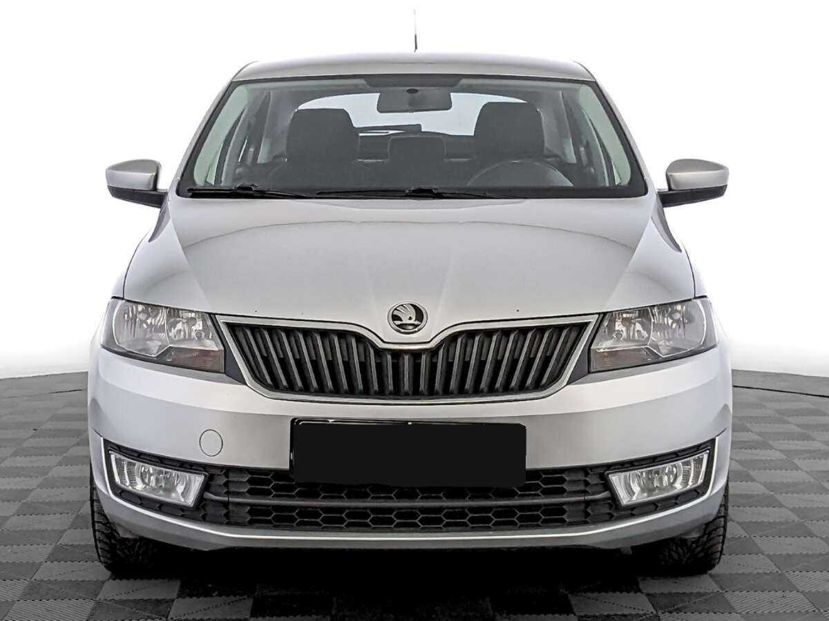 Skoda Rapid 2016 года с пробегом. Посмотреть фото