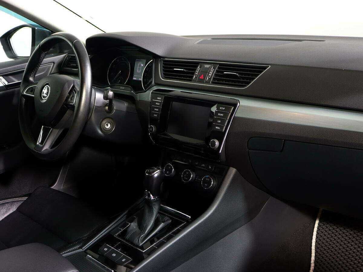 Skoda Superb 2015 года с пробегом. Фото: #7