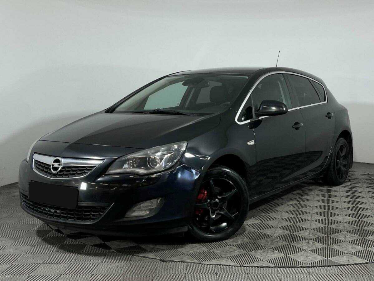 Opel Astra 2012 года с пробегом. Фото: #0