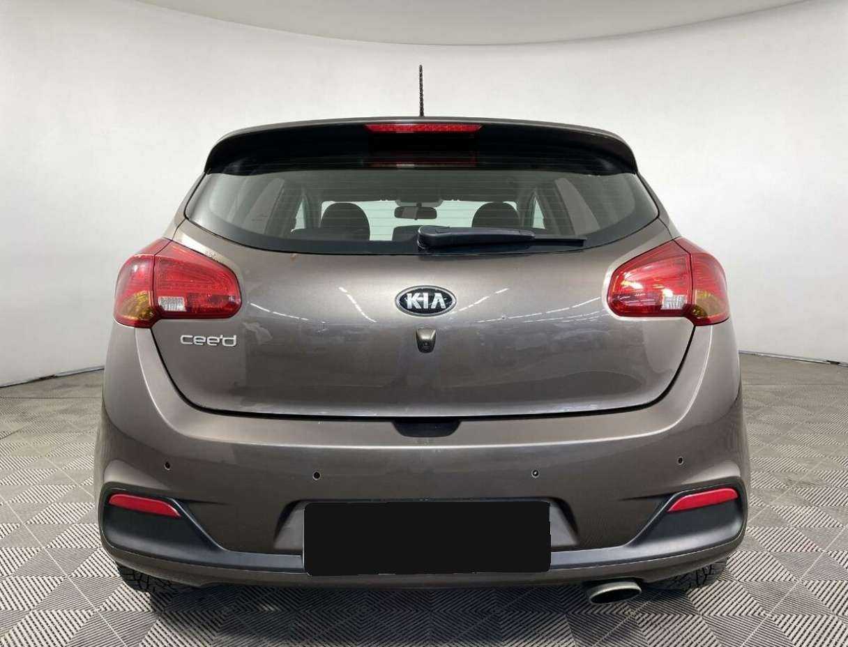 Kia Ceed 2013 года с пробегом. Фото: #2