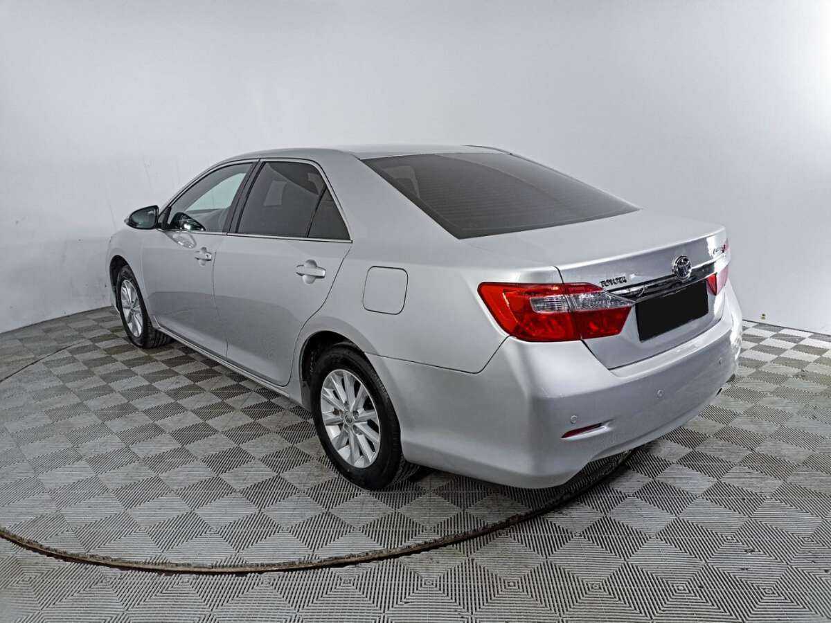 Toyota Camry 2012 года с пробегом. Фото: #6