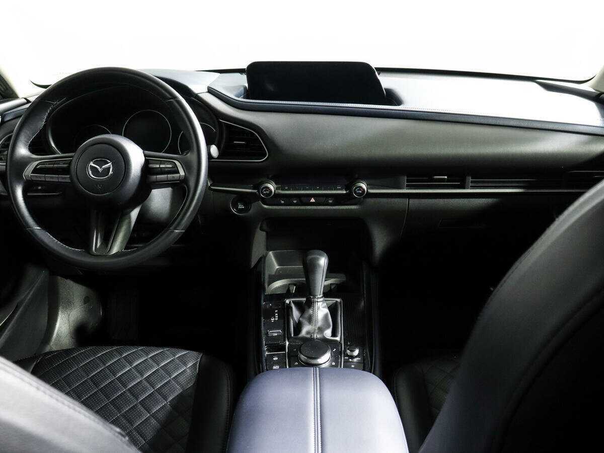 Mazda CX-30 2021 года с пробегом. Фото: #9