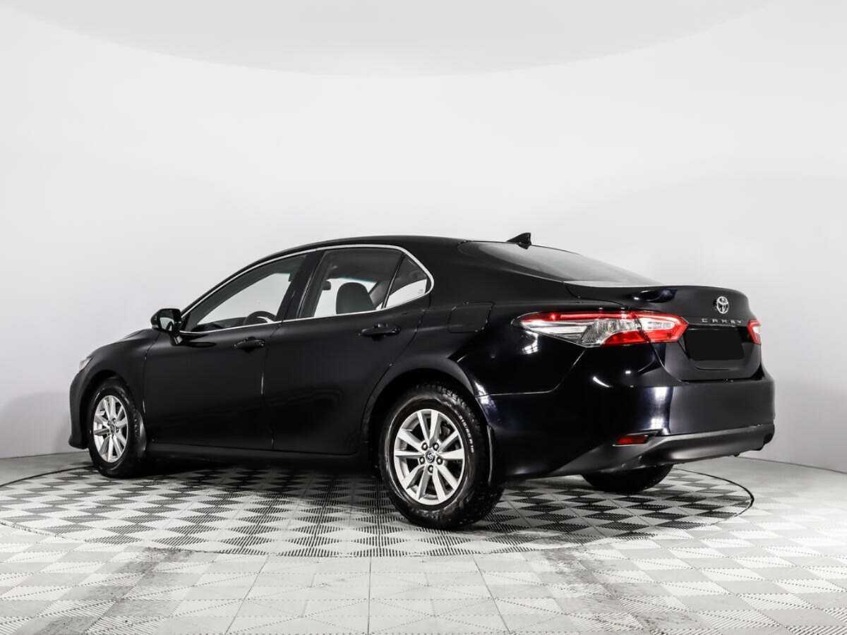 Toyota Camry 2021 года с пробегом. Фото: #6