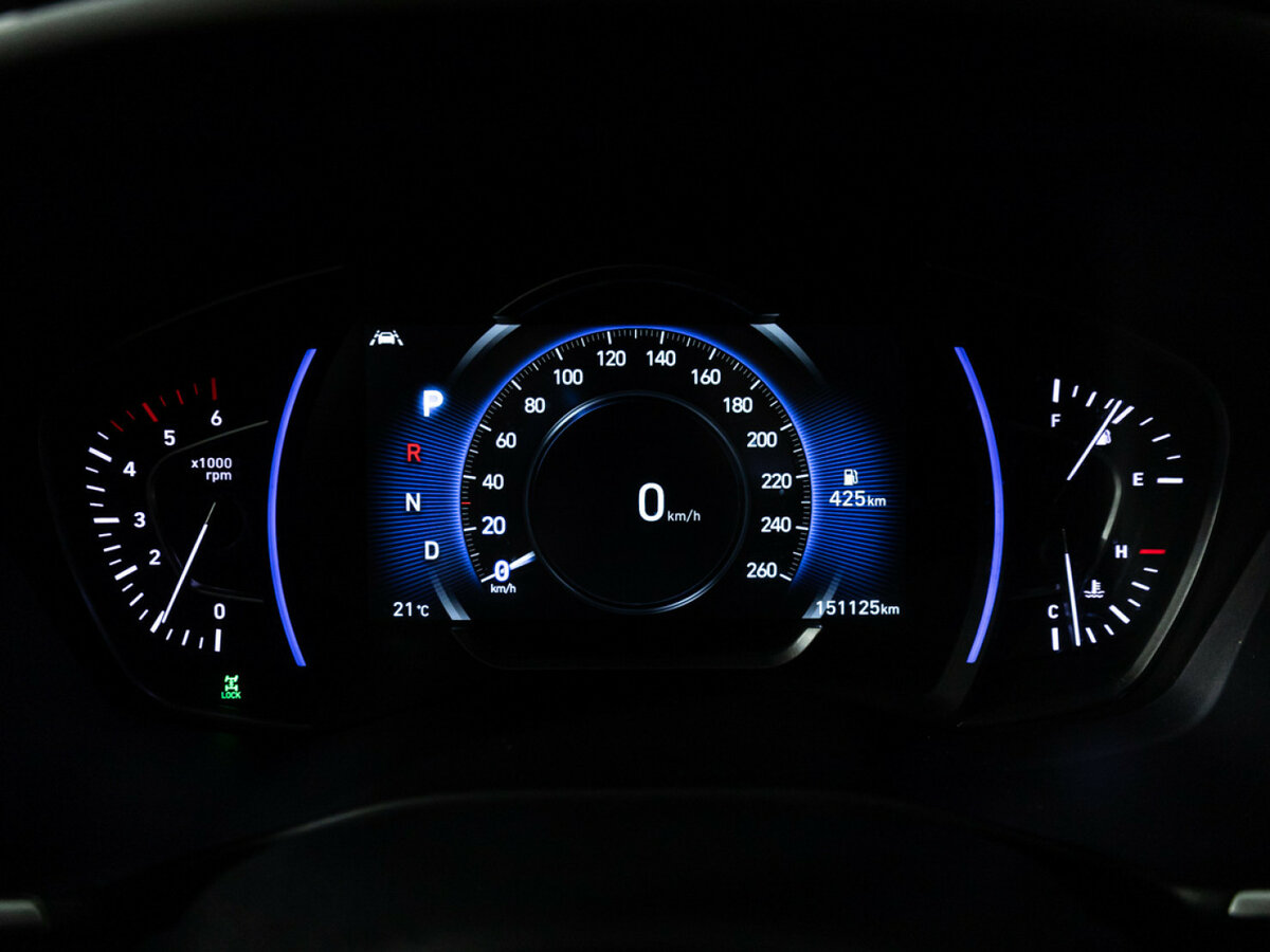 Hyundai Santa Fe 2019 года с пробегом. Фото: #9
