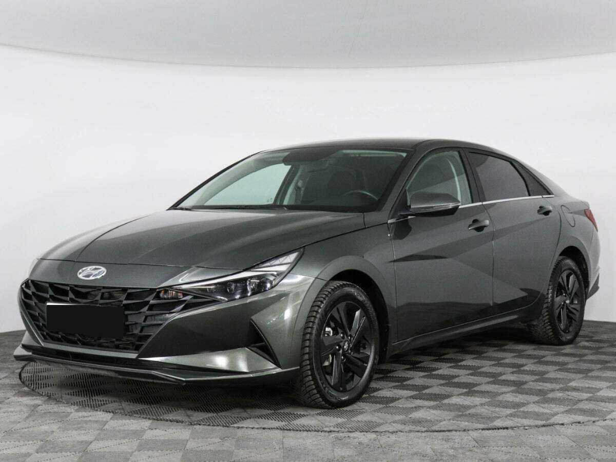 Hyundai Elantra 2022 года с пробегом. Посмотреть фото