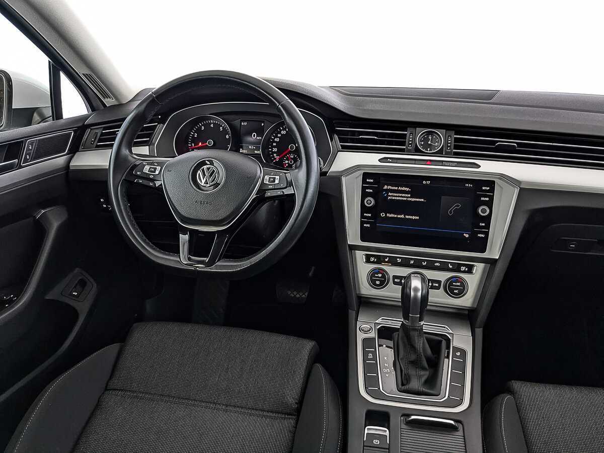 Volkswagen Passat 2019 года с пробегом. Фото: #26