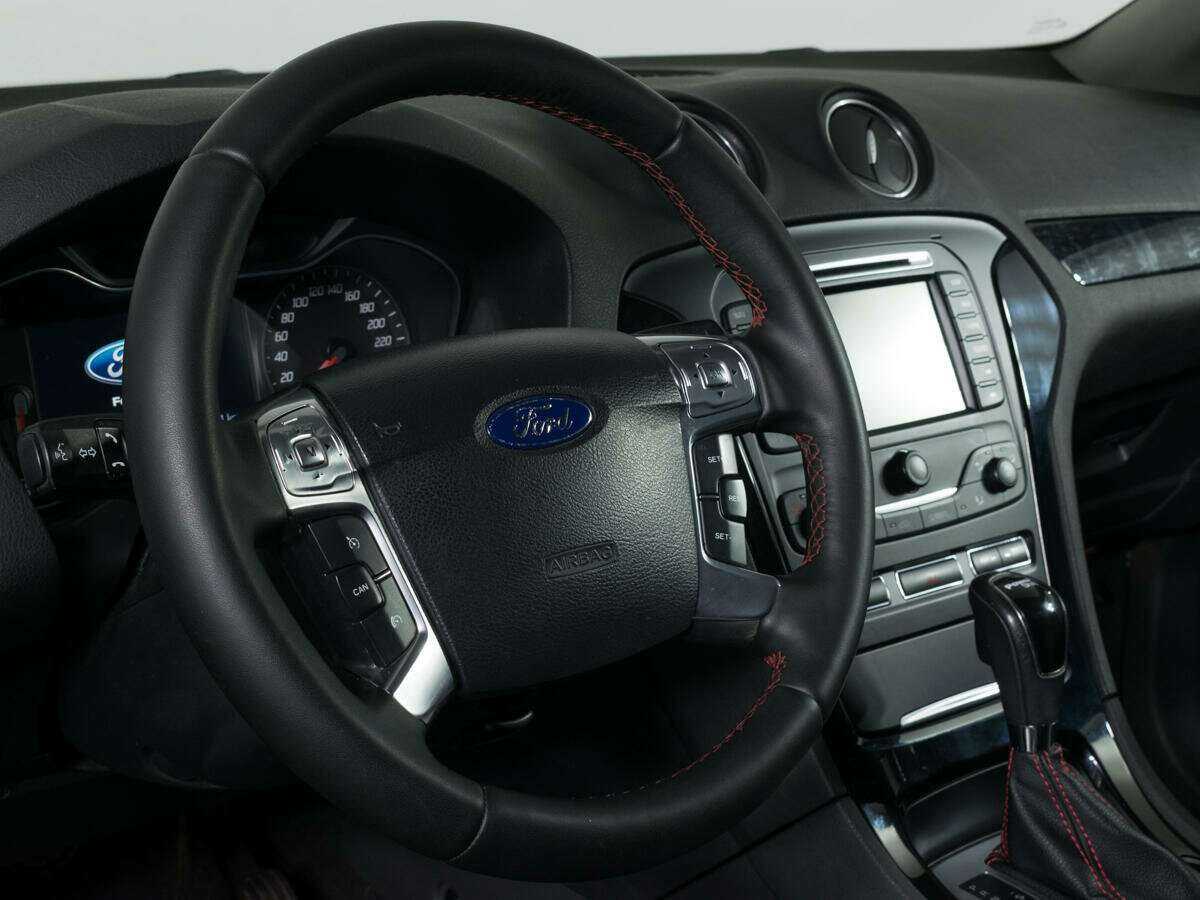 Ford Mondeo 2012 года с пробегом. Фото: #12