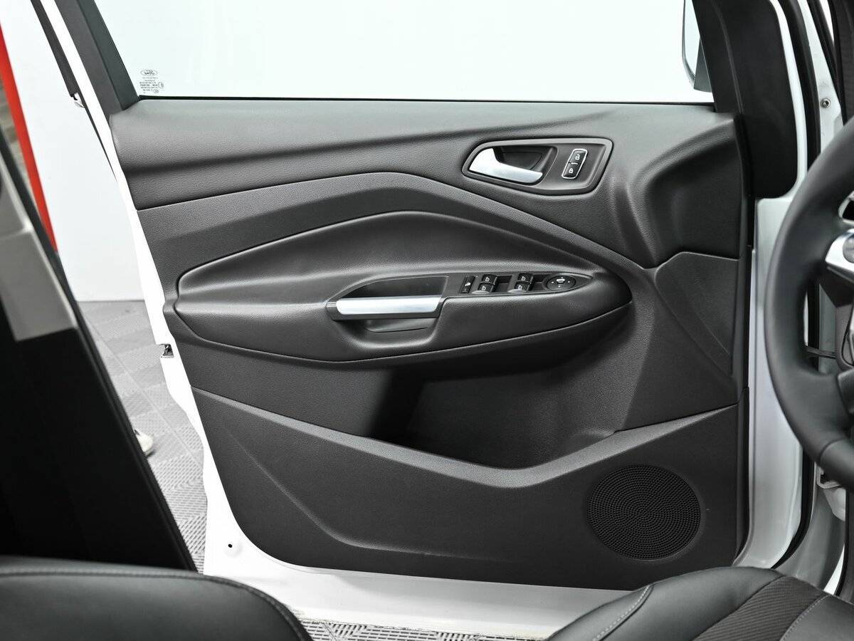 Ford Kuga 2013 года с пробегом. Фото: #6