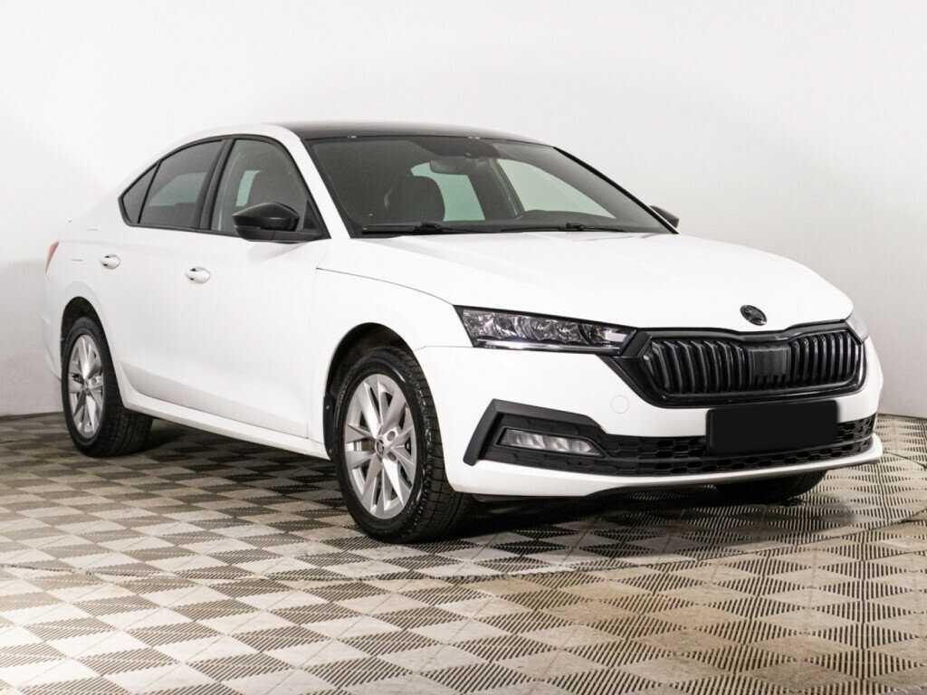 Skoda Octavia 2021 года с пробегом. Фото: #2