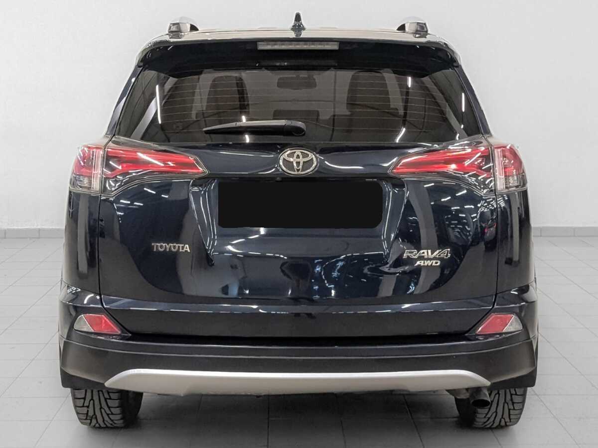 Toyota RAV4 2017 года с пробегом. Фото: #5