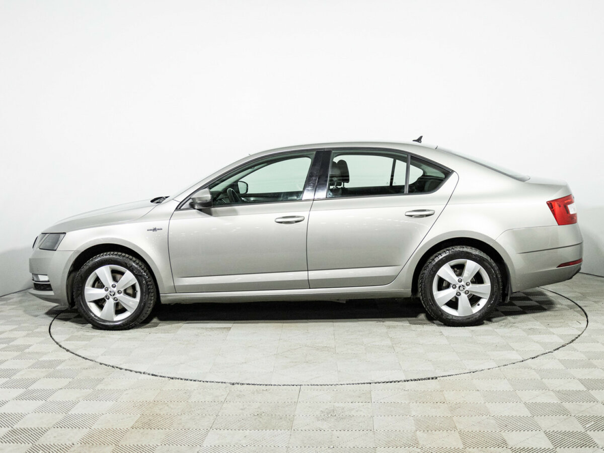 Skoda Octavia 2019 года с пробегом. Фото: #7