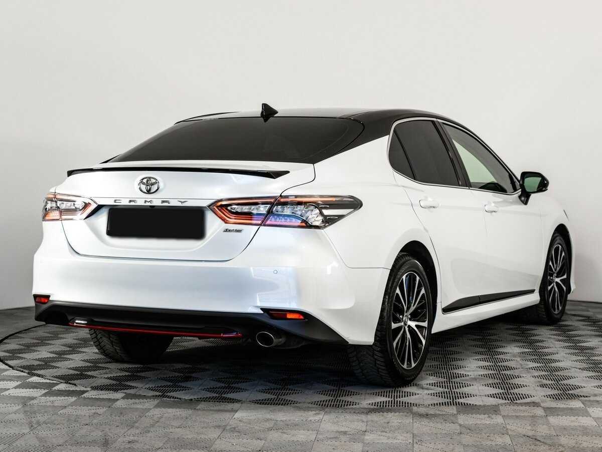 Toyota Camry 2020 года с пробегом. Фото: #3
