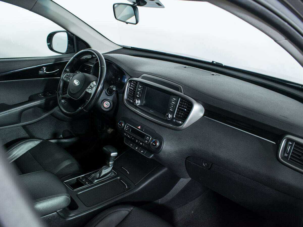 Kia Sorento 2019 года с пробегом. Фото: #8
