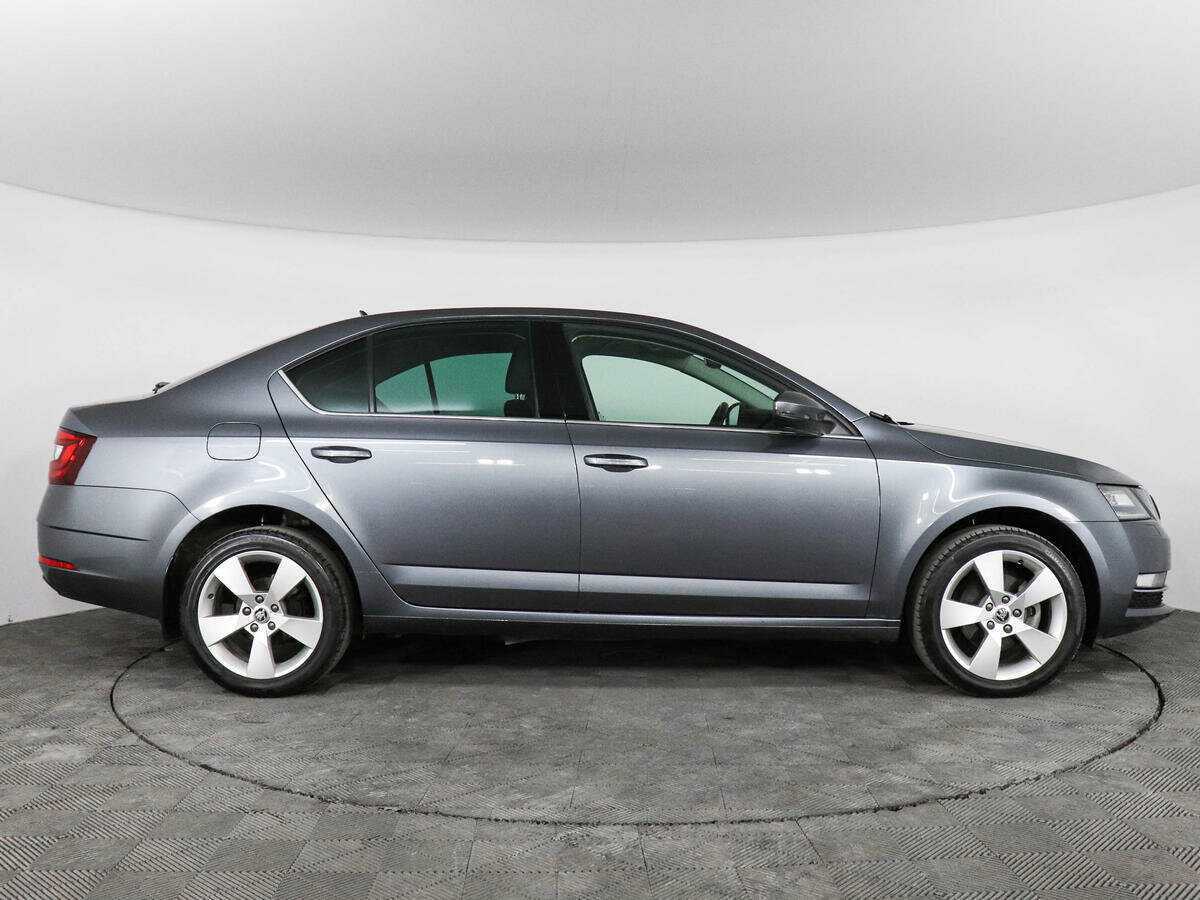Skoda Octavia 2019 года с пробегом. Фото: #3