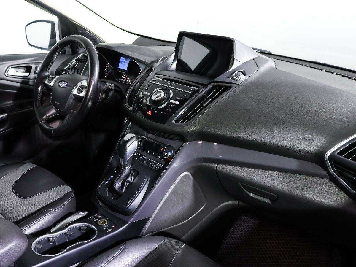Ford Kuga 2015 года с пробегом. Фото: #7