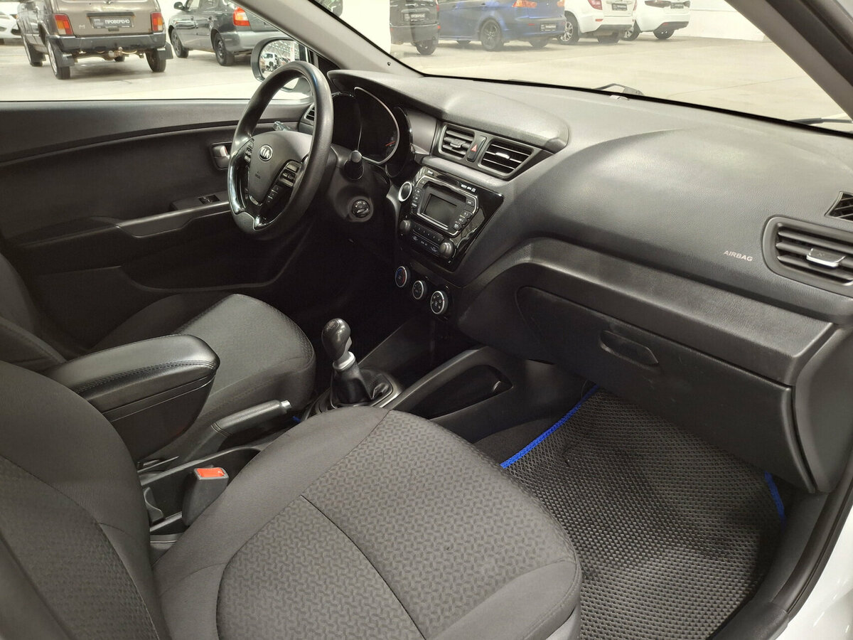 Kia Rio 2017 года с пробегом. Фото: #10