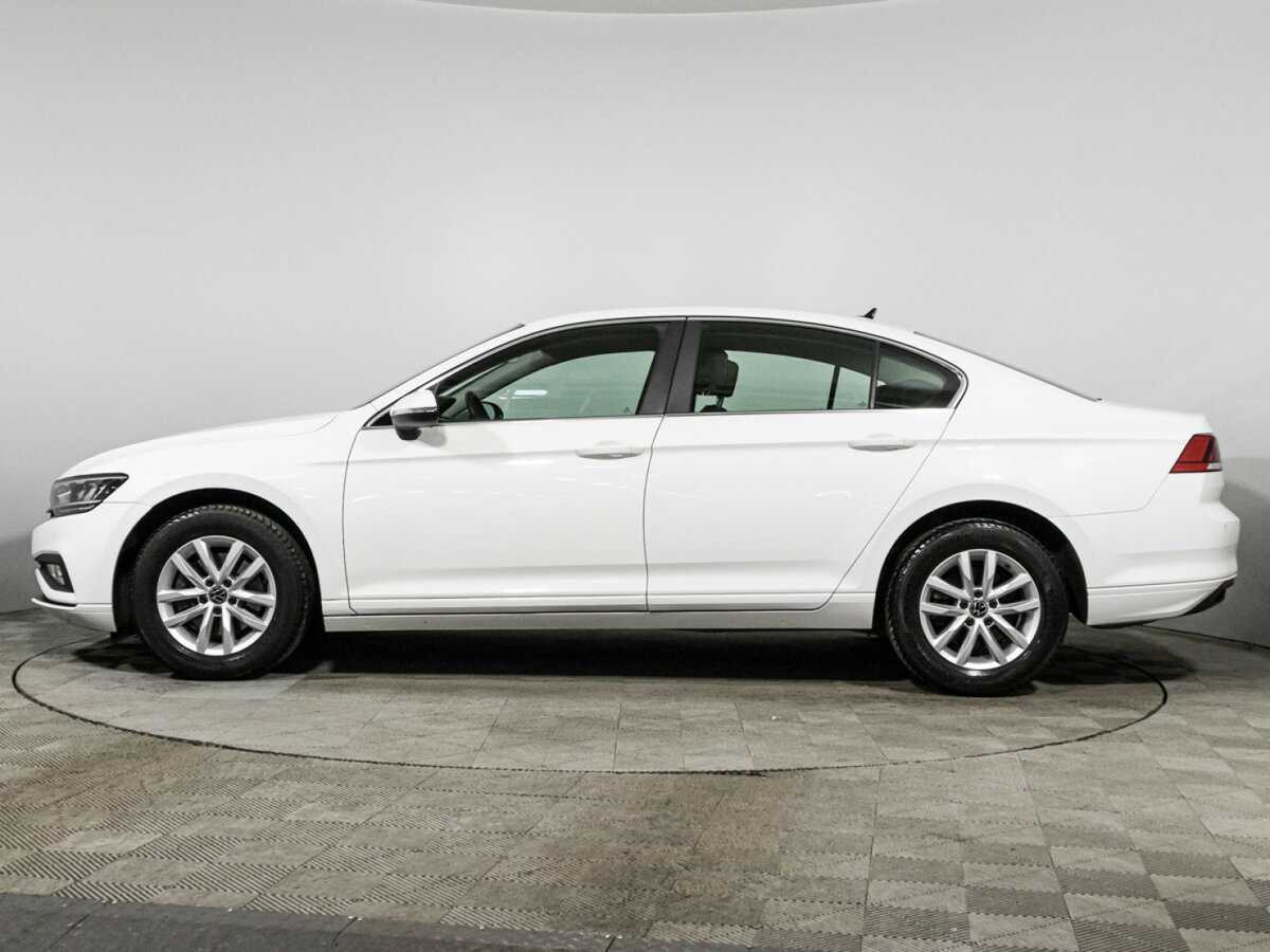 Volkswagen Passat 2020 года с пробегом. Фото: #7
