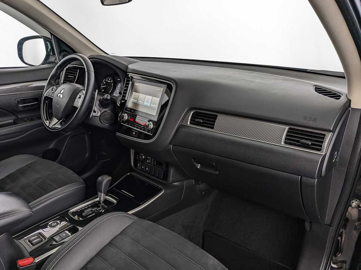 Mitsubishi Outlander 2022 года с пробегом. Фото: #8