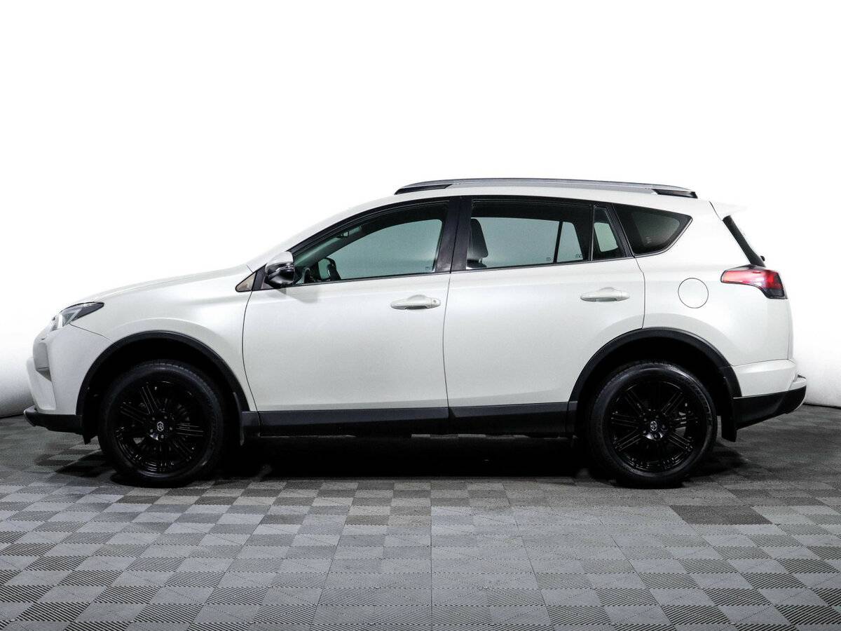 Toyota RAV4 2017 года с пробегом. Фото: #4