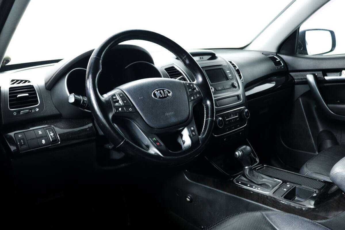 Kia Sorento 2013 года с пробегом. Фото: #12