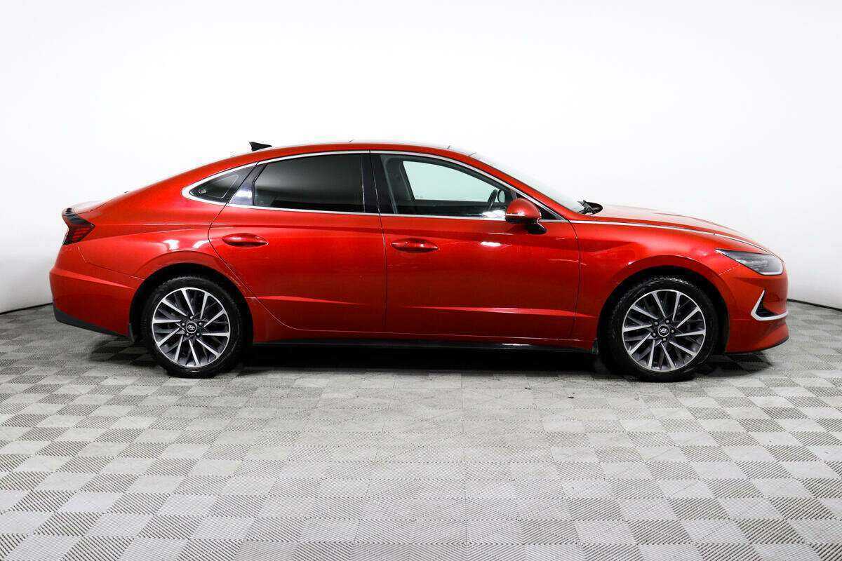 Hyundai Sonata 2020 года с пробегом. Фото: #3
