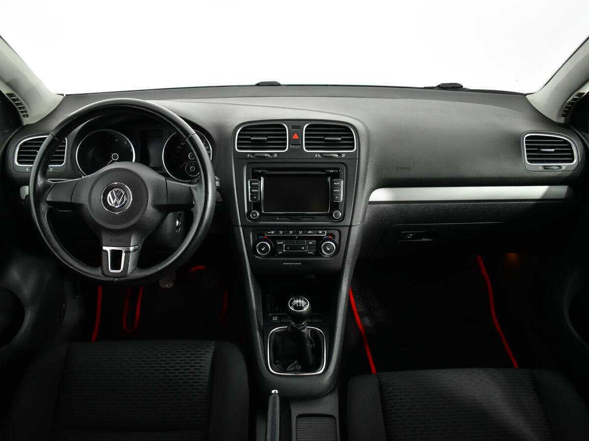 Volkswagen Golf 2012 года с пробегом. Фото: #11