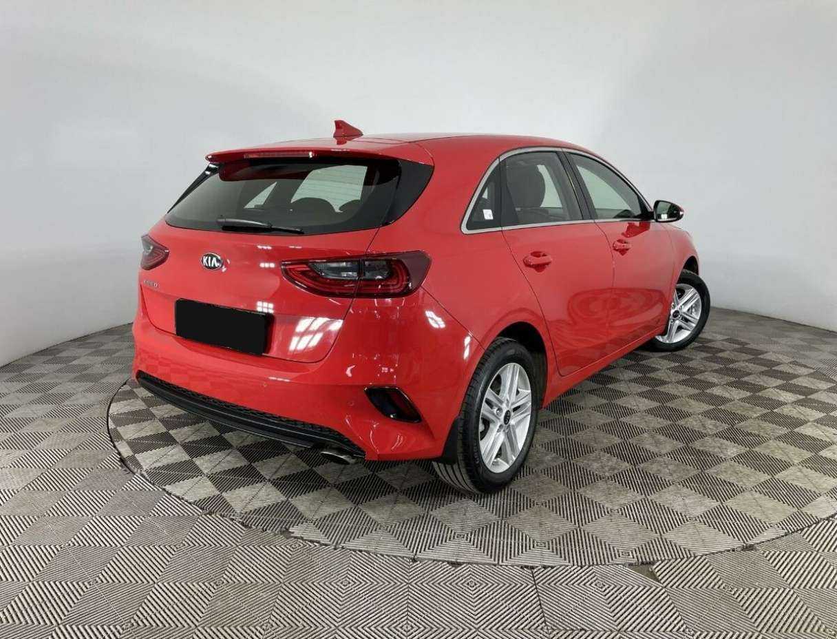 Kia Ceed 2020 года с пробегом. Фото: #5