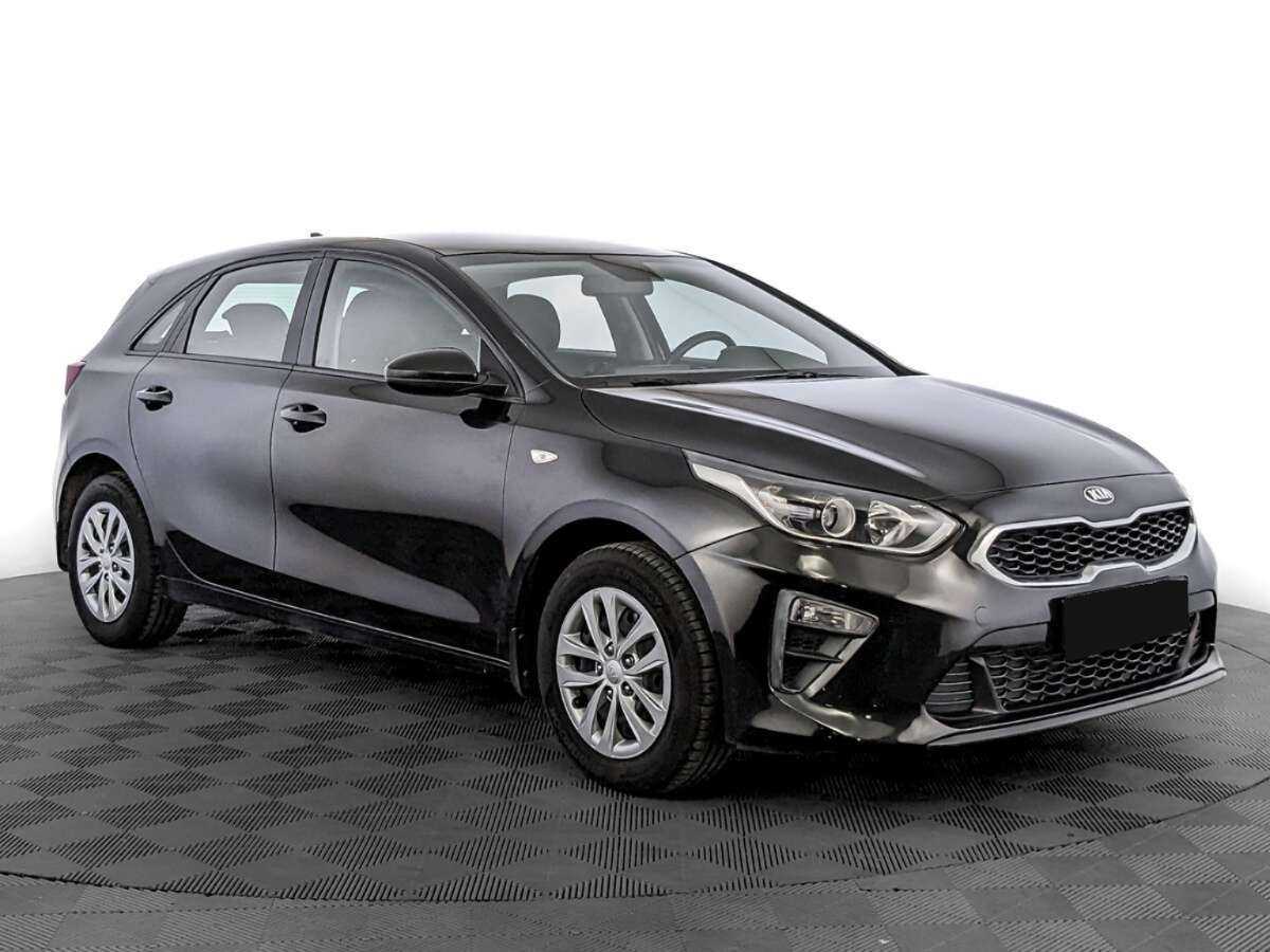 Kia Ceed 2020 года с пробегом. Фото: #2