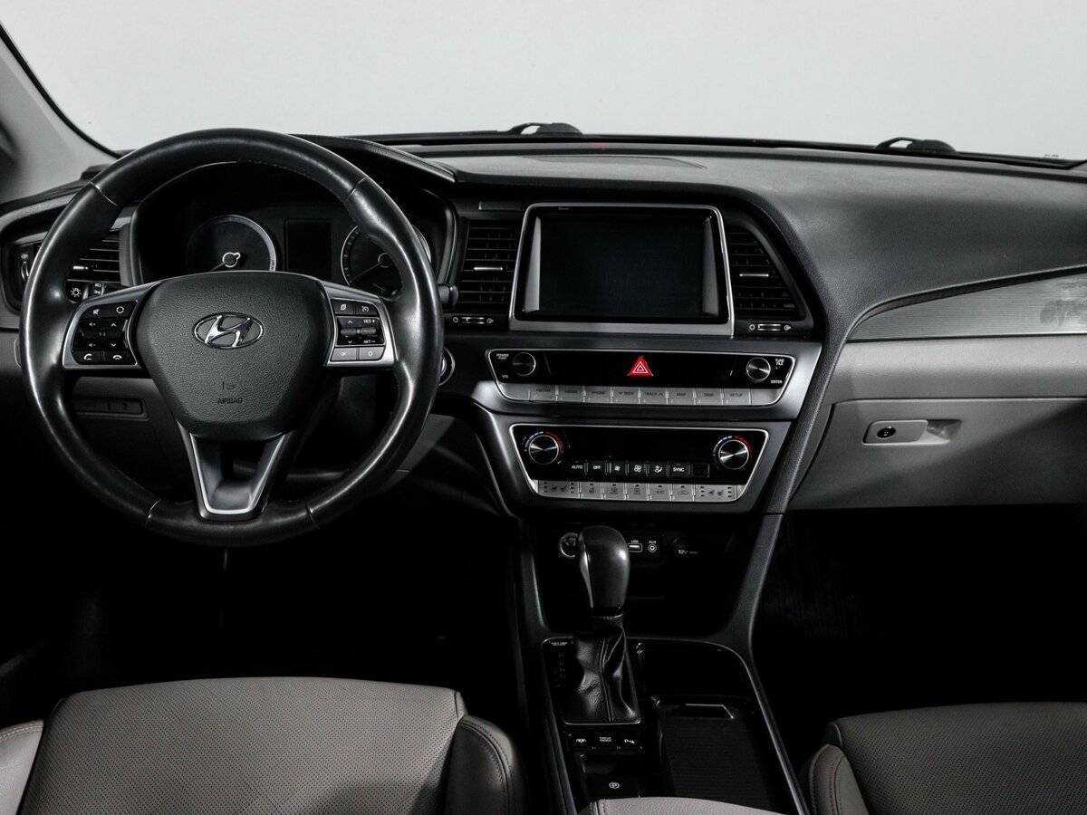 Hyundai Sonata 2017 года с пробегом. Фото: #11