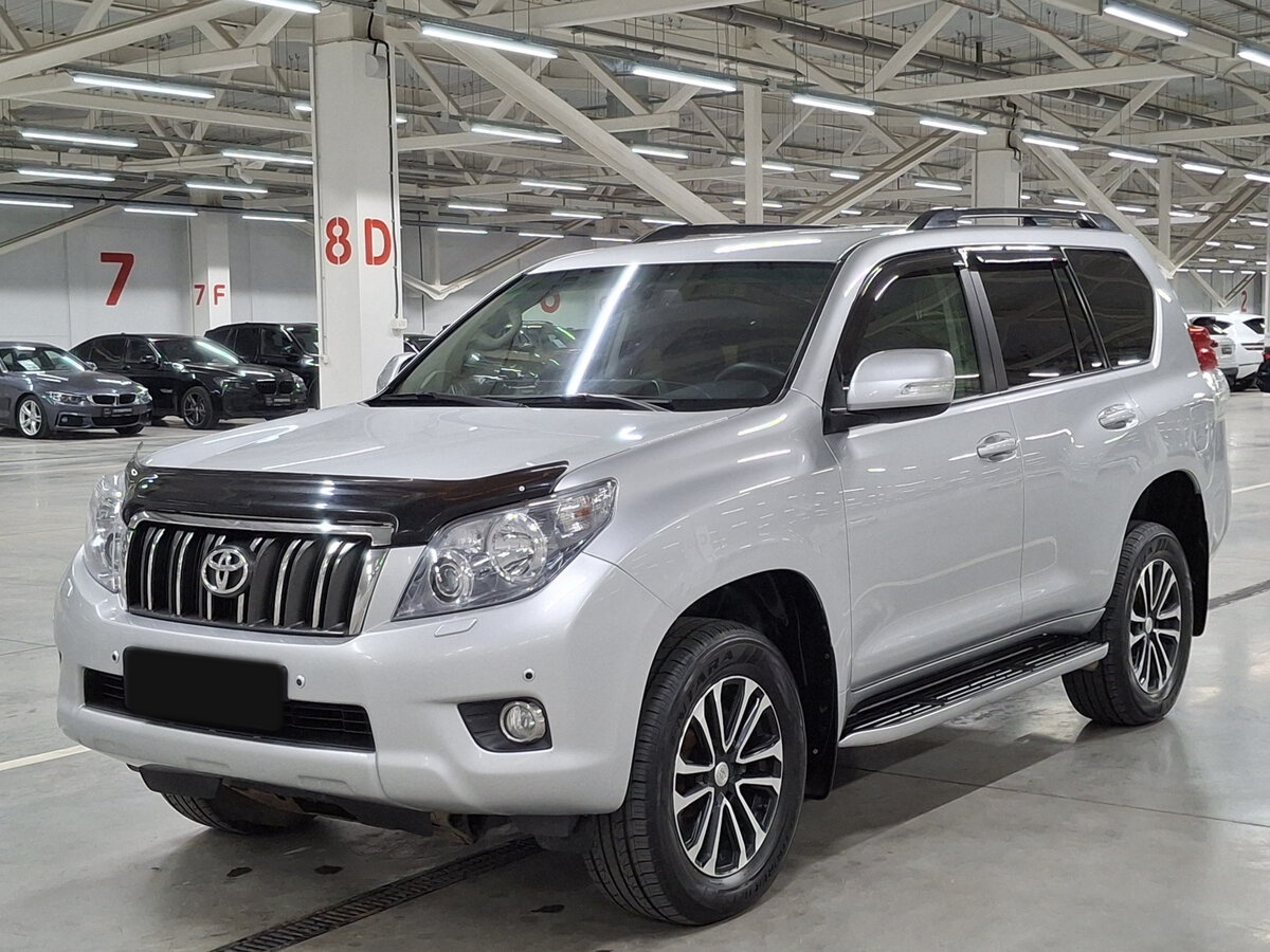 Toyota Land Cruiser Prado 2012 года с пробегом. Фото: #0