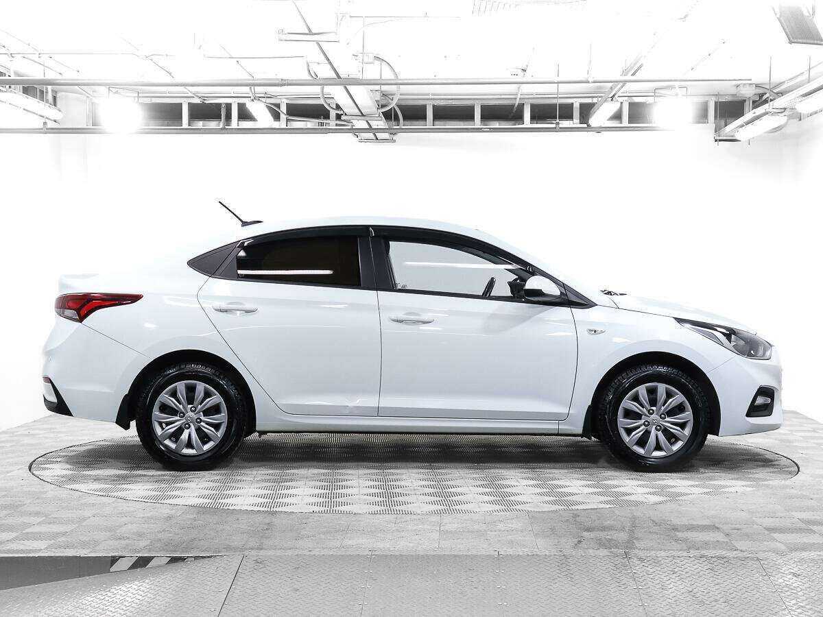 Hyundai Solaris 2017 года с пробегом. Фото: #3