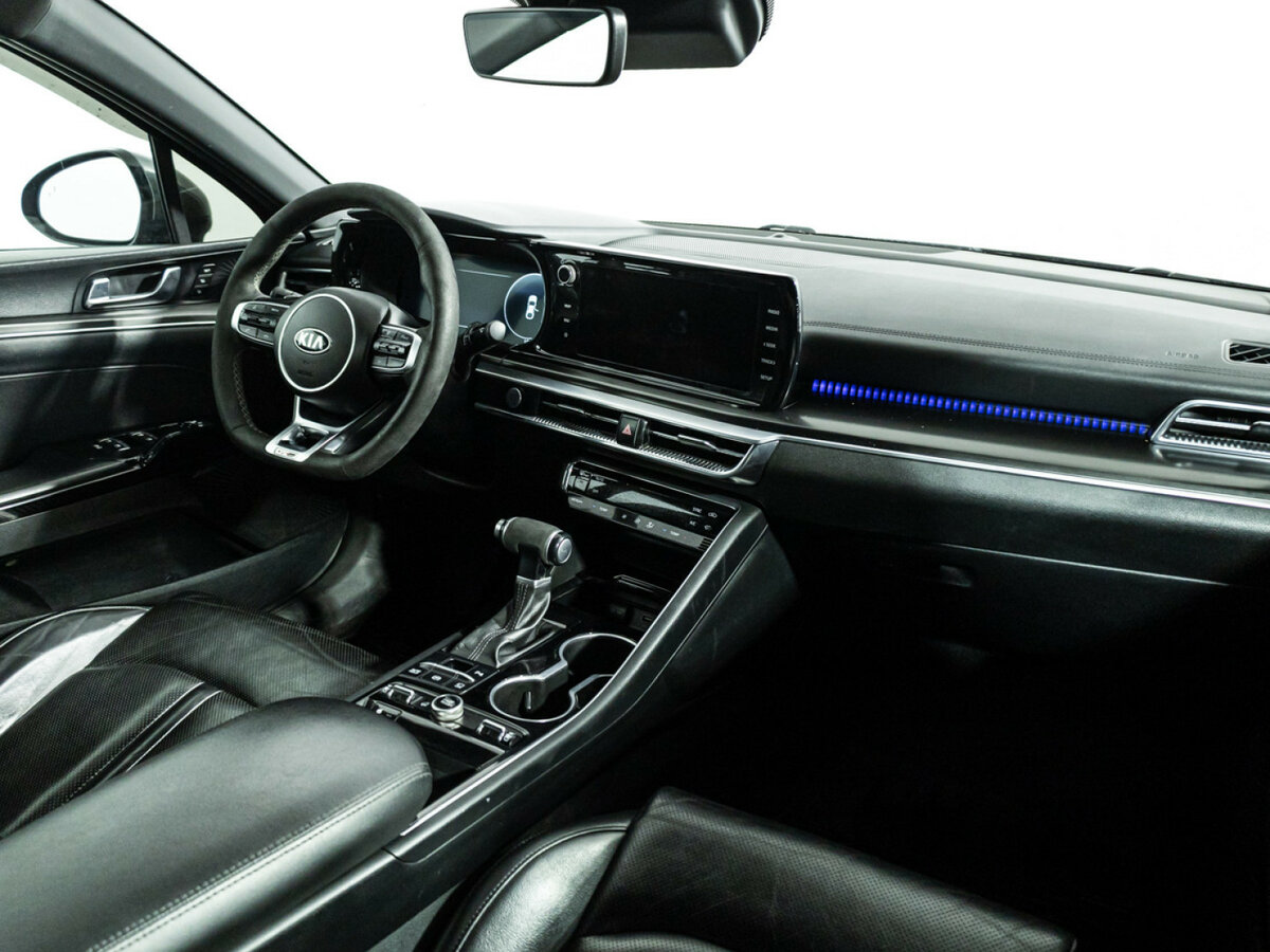 Kia K5 2021 года с пробегом. Фото: #8