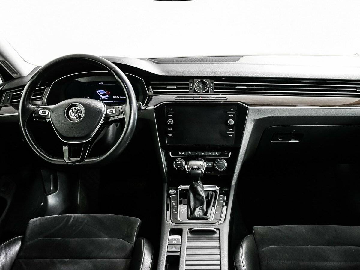 Volkswagen Passat 2017 года с пробегом. Фото: #10