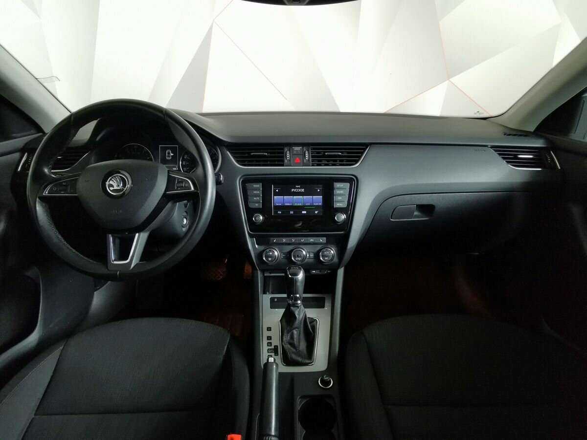 Skoda Octavia 2013 года с пробегом. Фото: #13