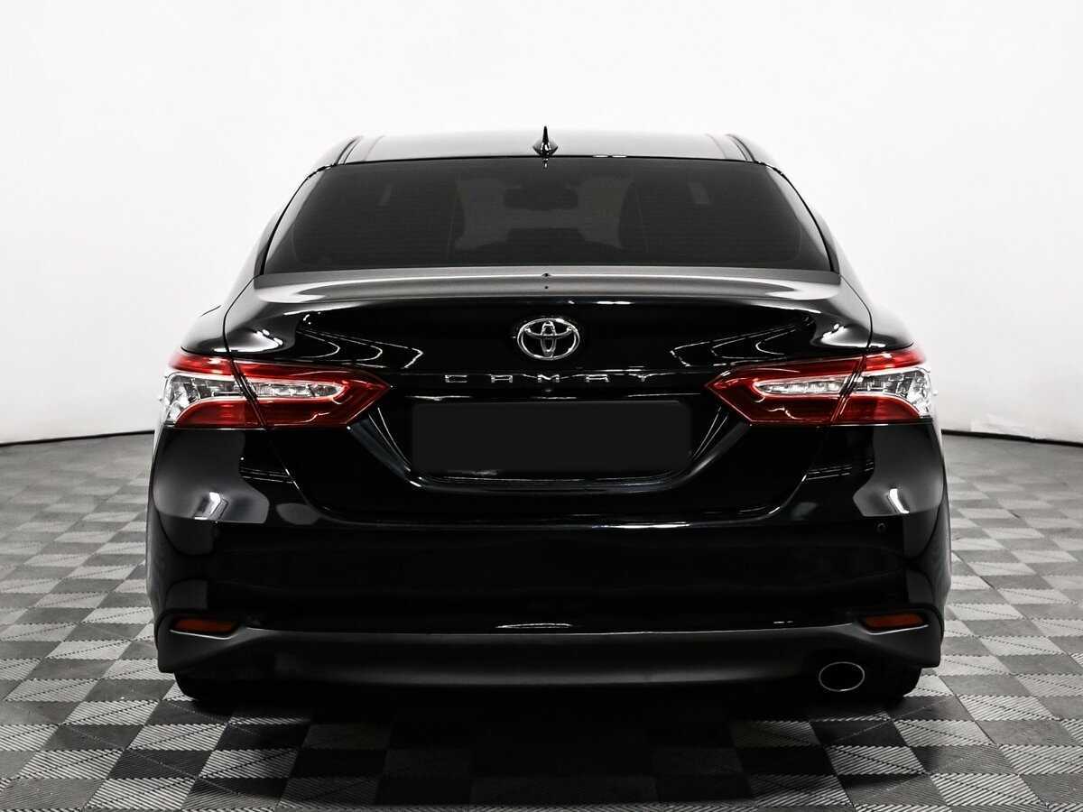 Toyota Camry 2019 года с пробегом. Фото: #5