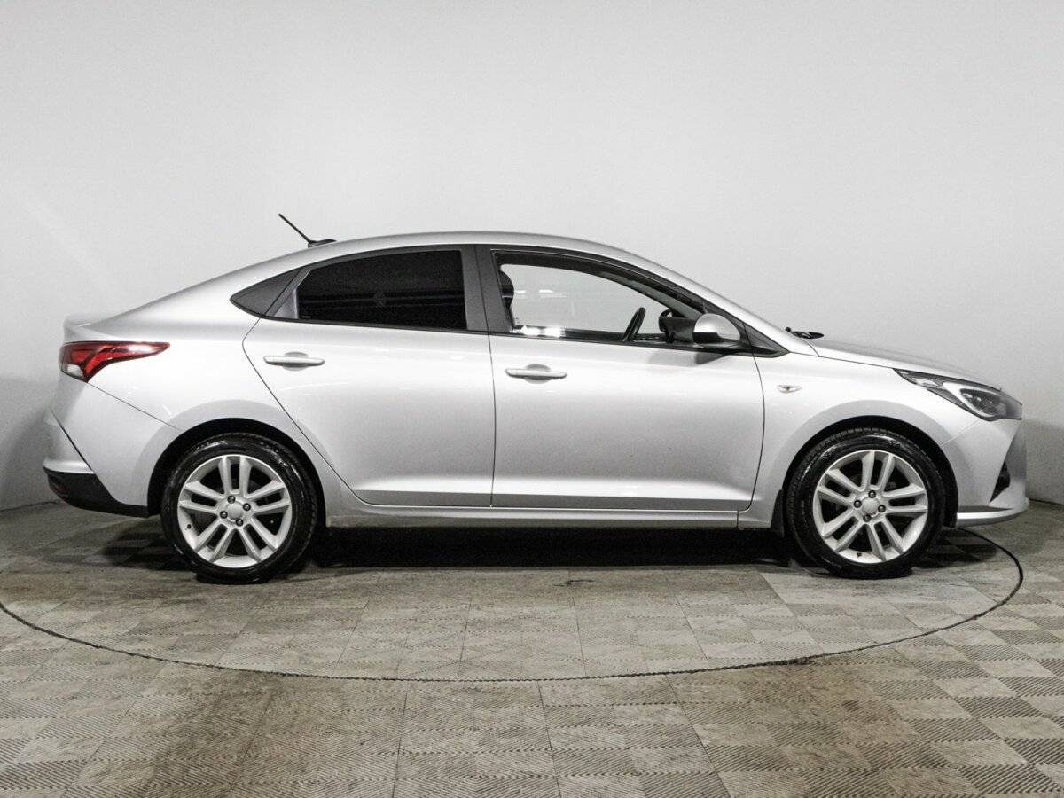 Hyundai Solaris 2020 года с пробегом. Фото: #3