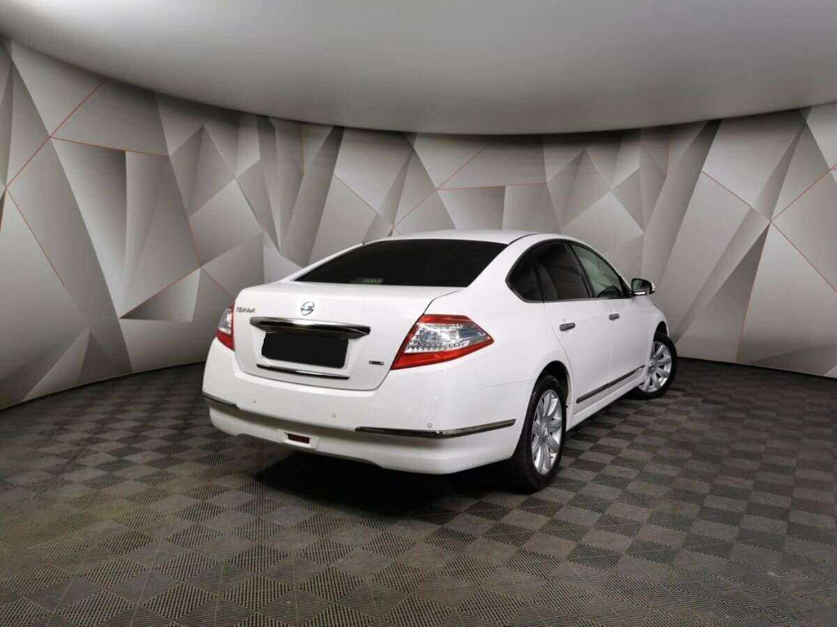 Nissan Teana 2012 года с пробегом. Фото: #1