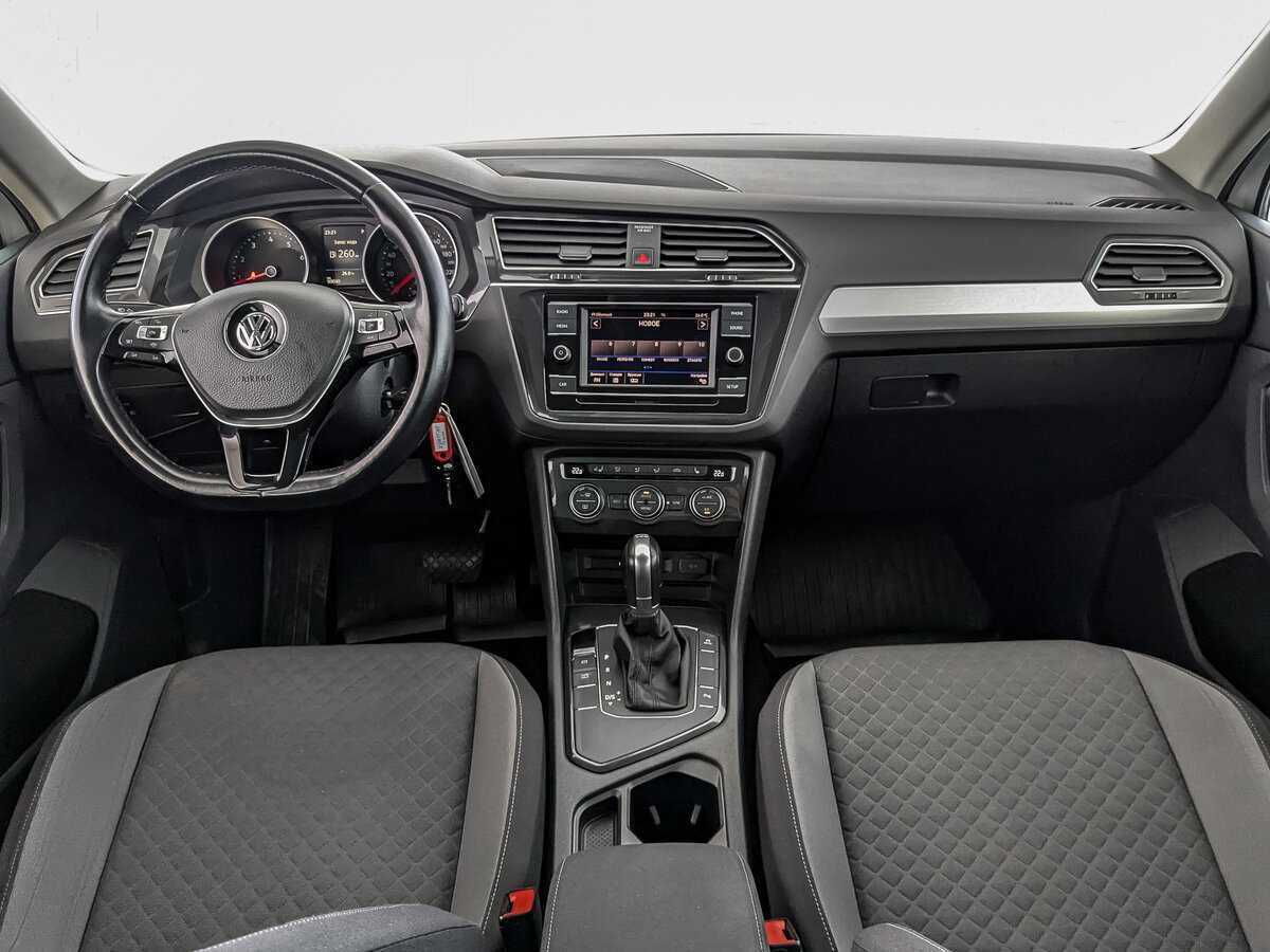 Volkswagen Tiguan 2018 года с пробегом. Фото: #9