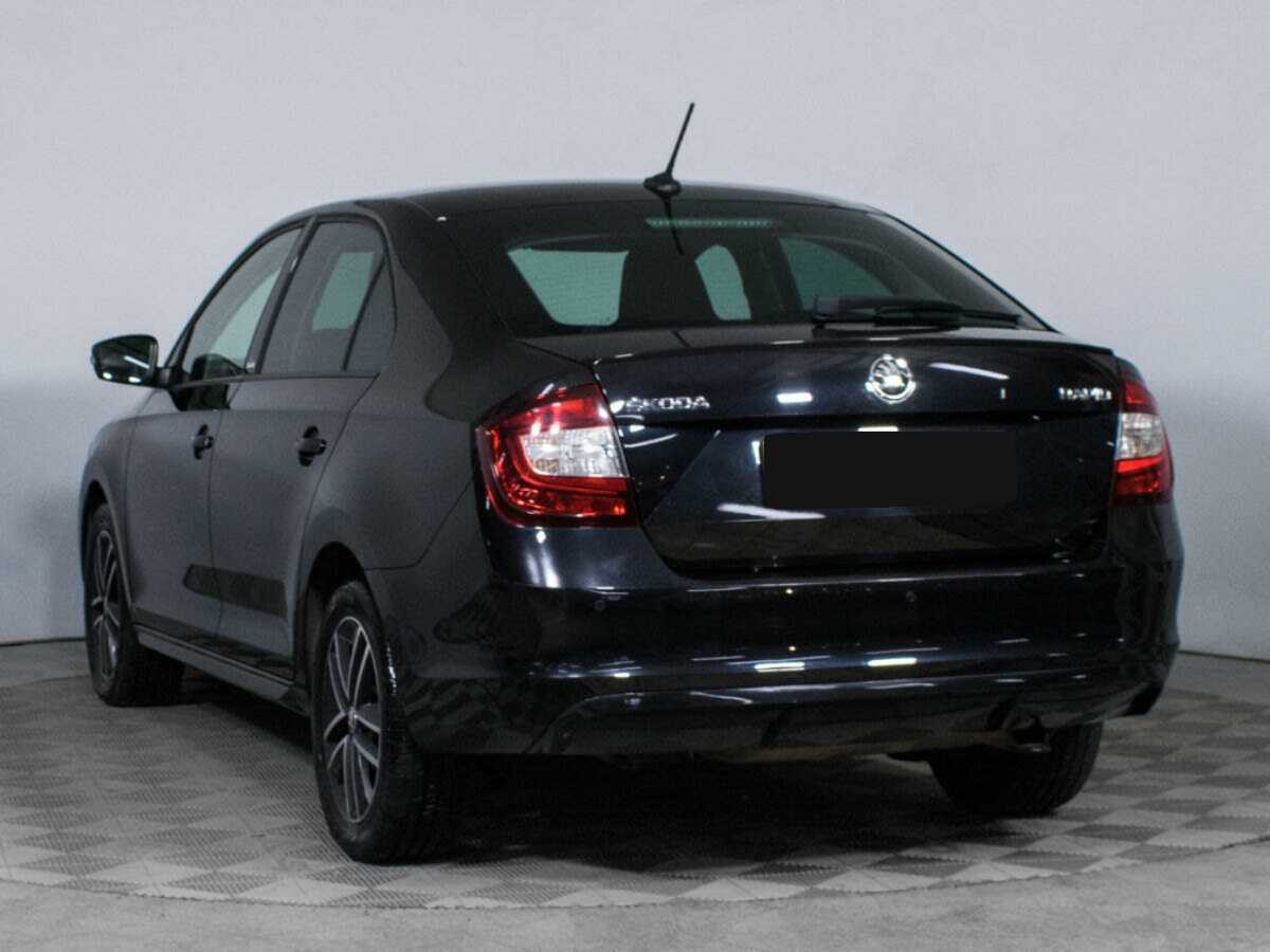 Skoda Rapid 2018 года с пробегом. Фото: #6