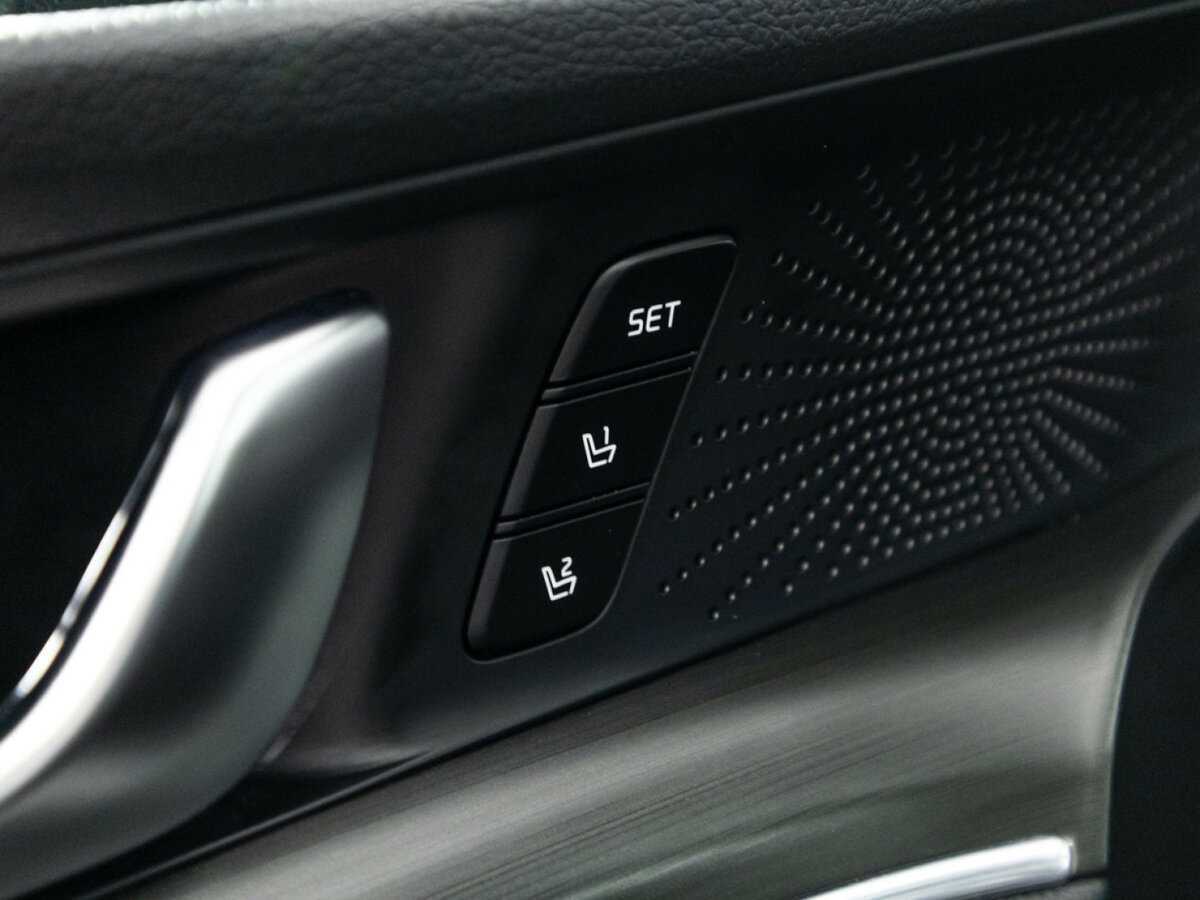 Kia K5 2021 года с пробегом. Фото: #22