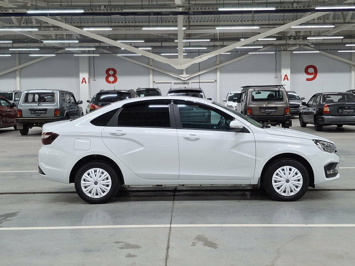 Lada (ВАЗ) Vesta 2023 года с пробегом. Фото: #3
