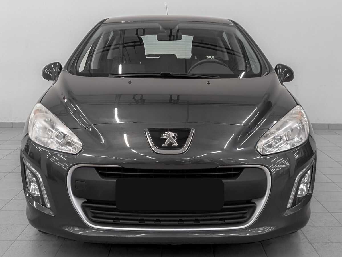 Peugeot 308 2012 года с пробегом. Фото: #1
