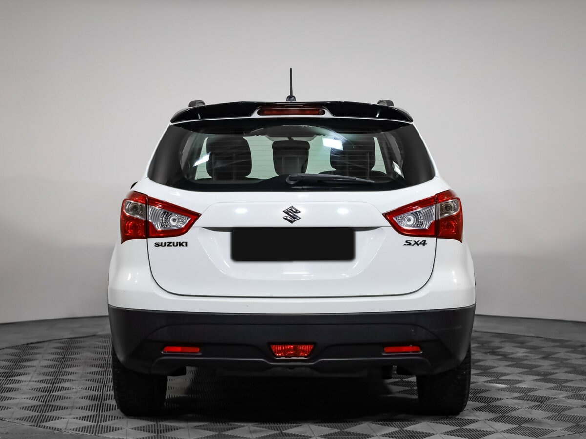 Suzuki SX4 2017 года с пробегом. Фото: #4