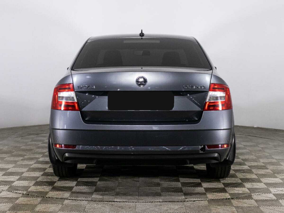 Skoda Octavia 2018 года с пробегом. Фото: #5