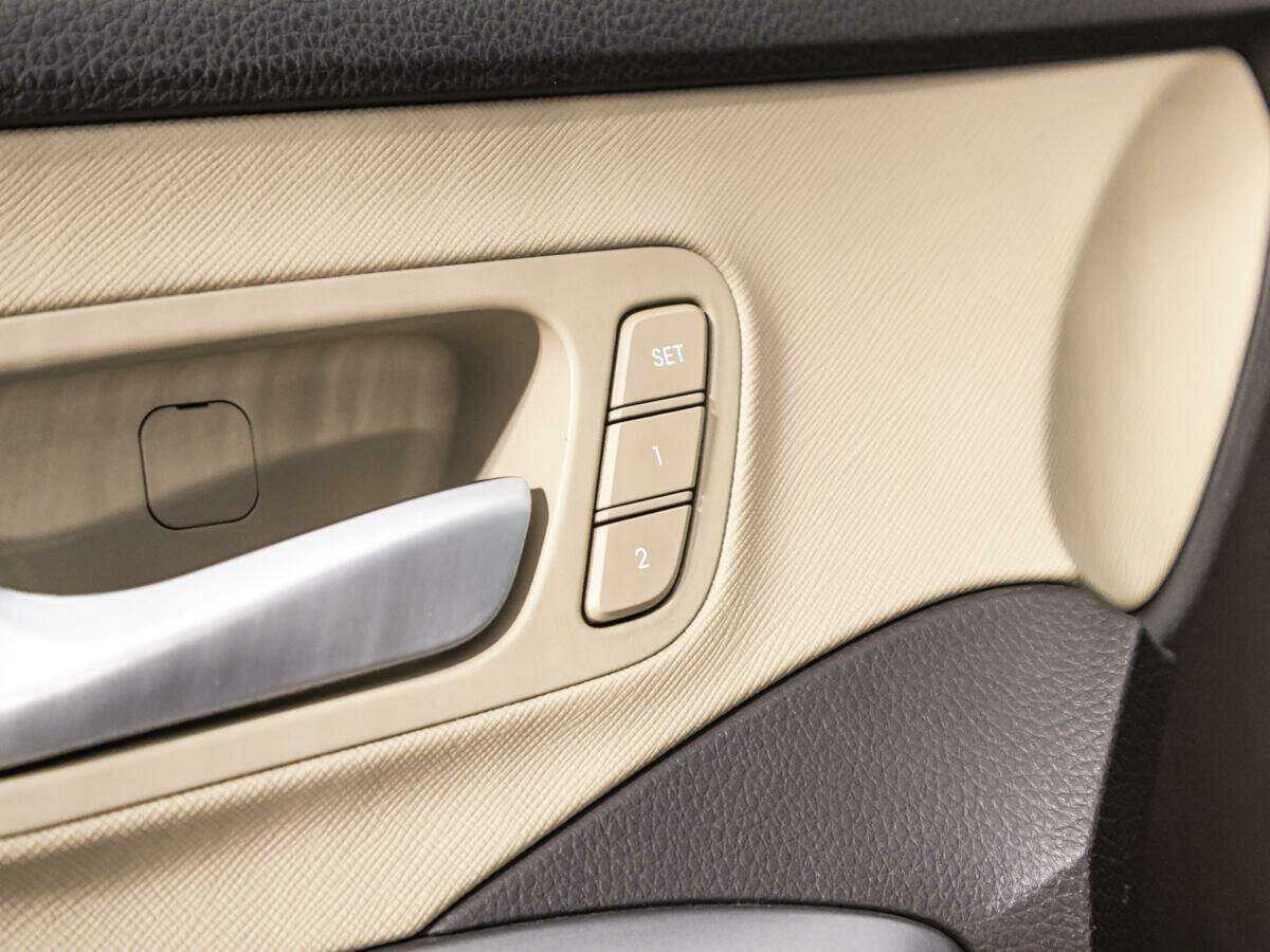 Hyundai Santa Fe 2012 года с пробегом. Фото: #16