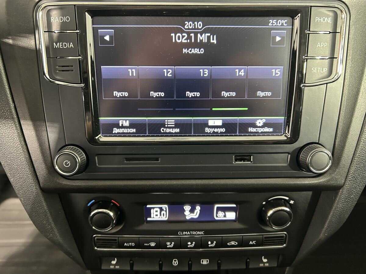 Skoda Rapid 2014 года с пробегом. Фото: #11