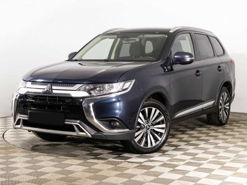 Mitsubishi Outlander 2018 года с пробегом. Посмотреть фото