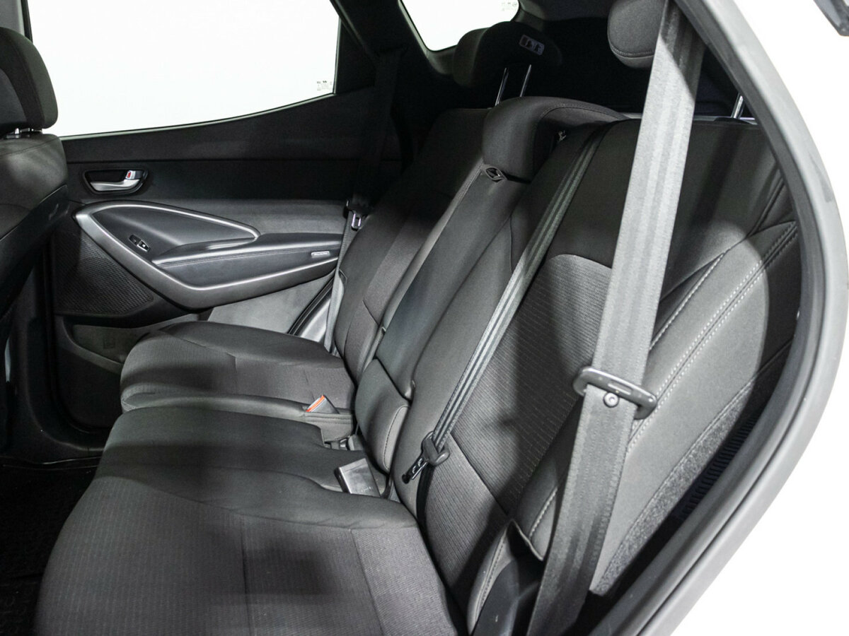 Hyundai Santa Fe 2014 года с пробегом. Фото: #7