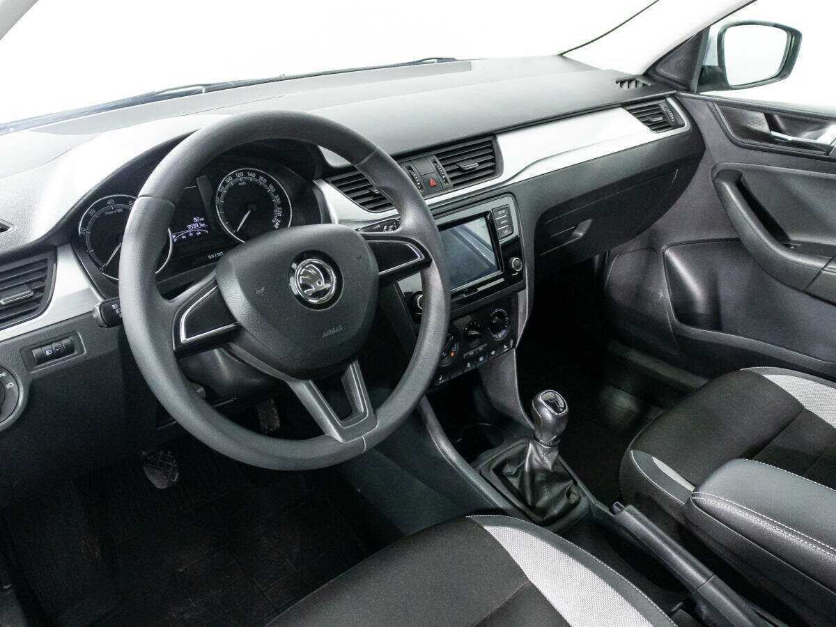 Skoda Rapid 2018 года с пробегом. Фото: #10