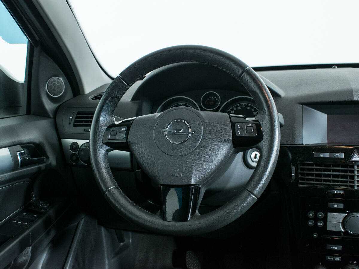Opel Astra 2014 года с пробегом. Фото: #13